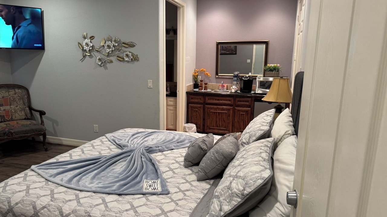 Photo of Bedroom in Seven Coves