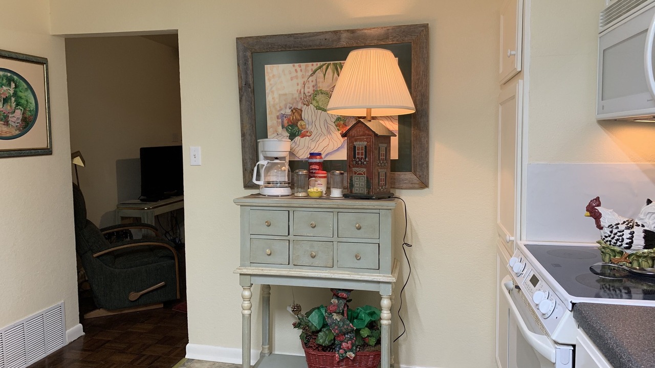 Photo of Kitchen in Handley