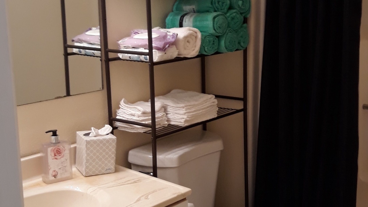 Photo of Bathroom in Handley