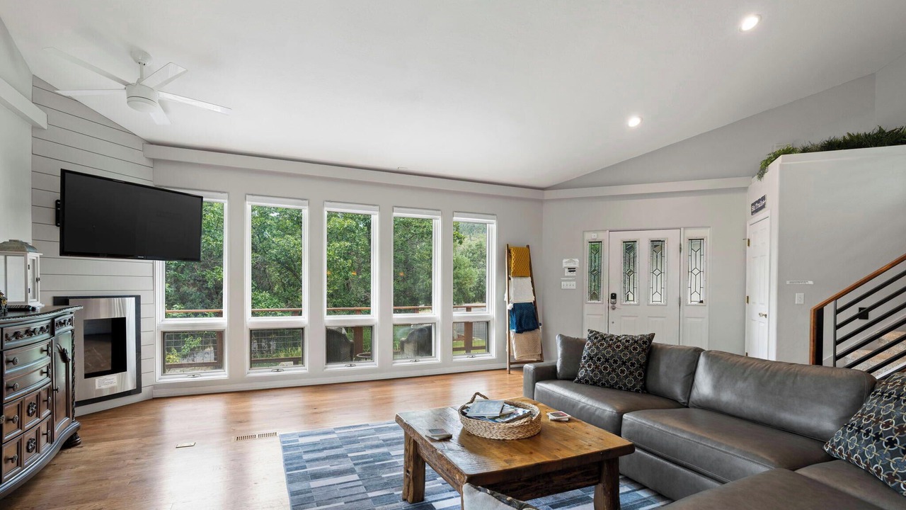 Photo of Livingroom in Hermosa