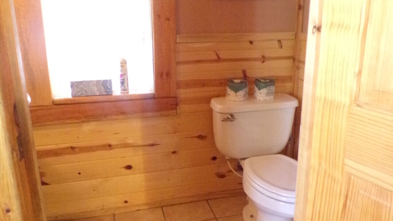 Photo of Bathroom in Cloudcroft