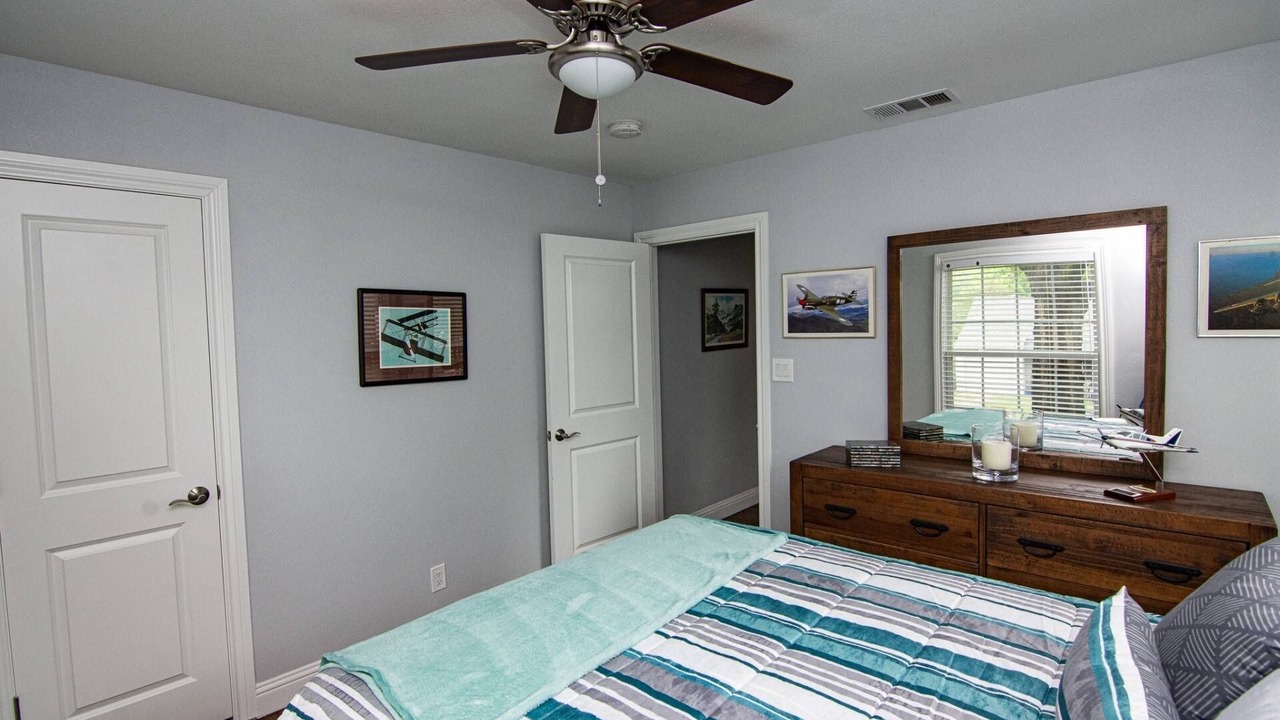 Photo of Bedroom in Arlington Heights