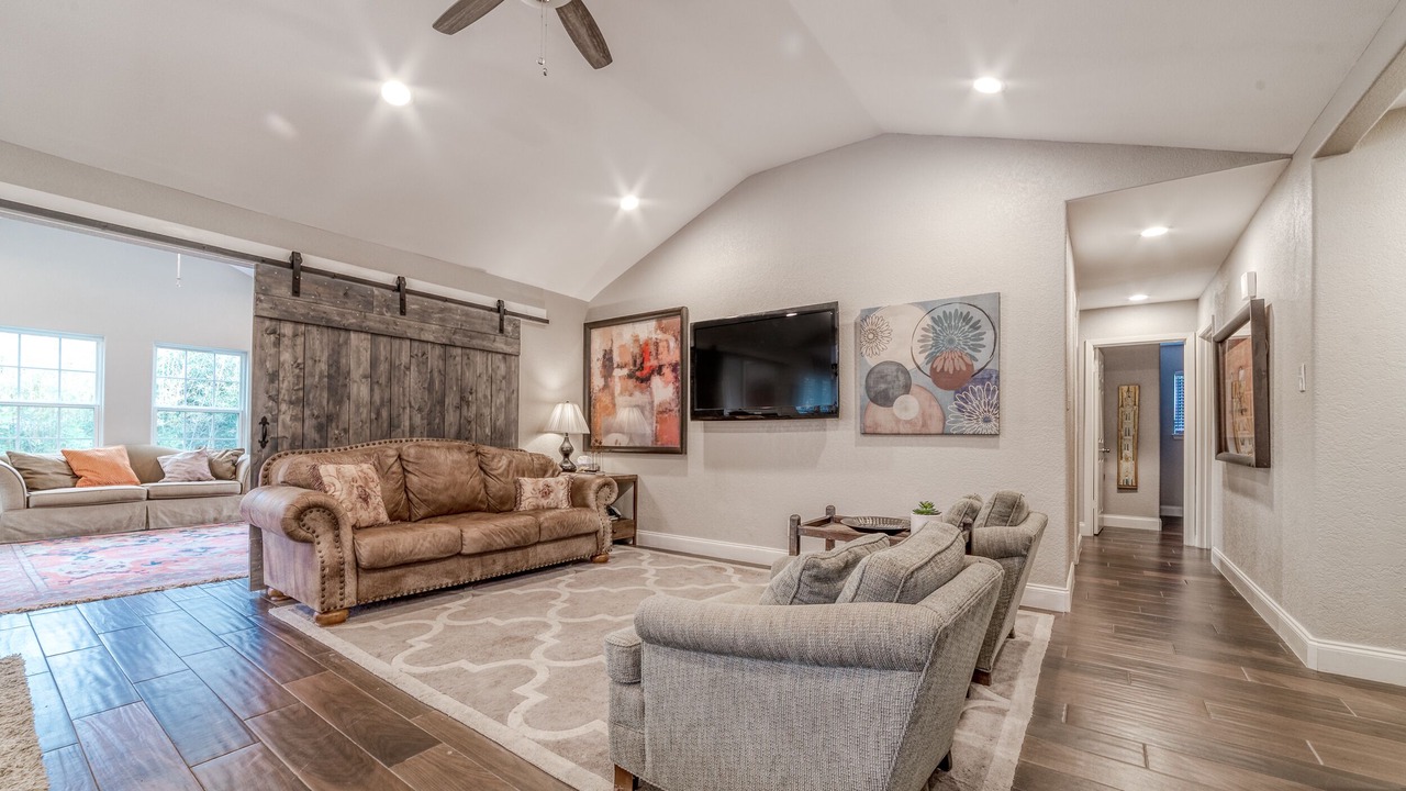 Photo of Livingroom in Mesa Park