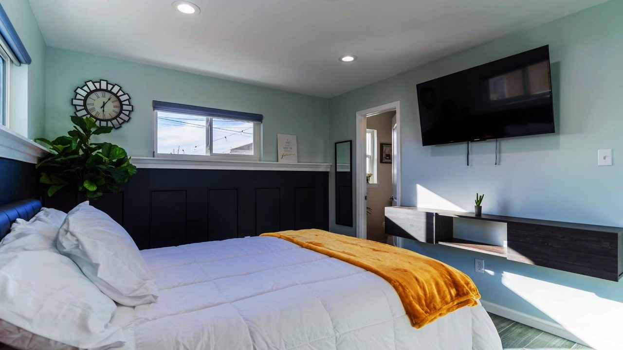Photo of Bedroom in Biggs Field