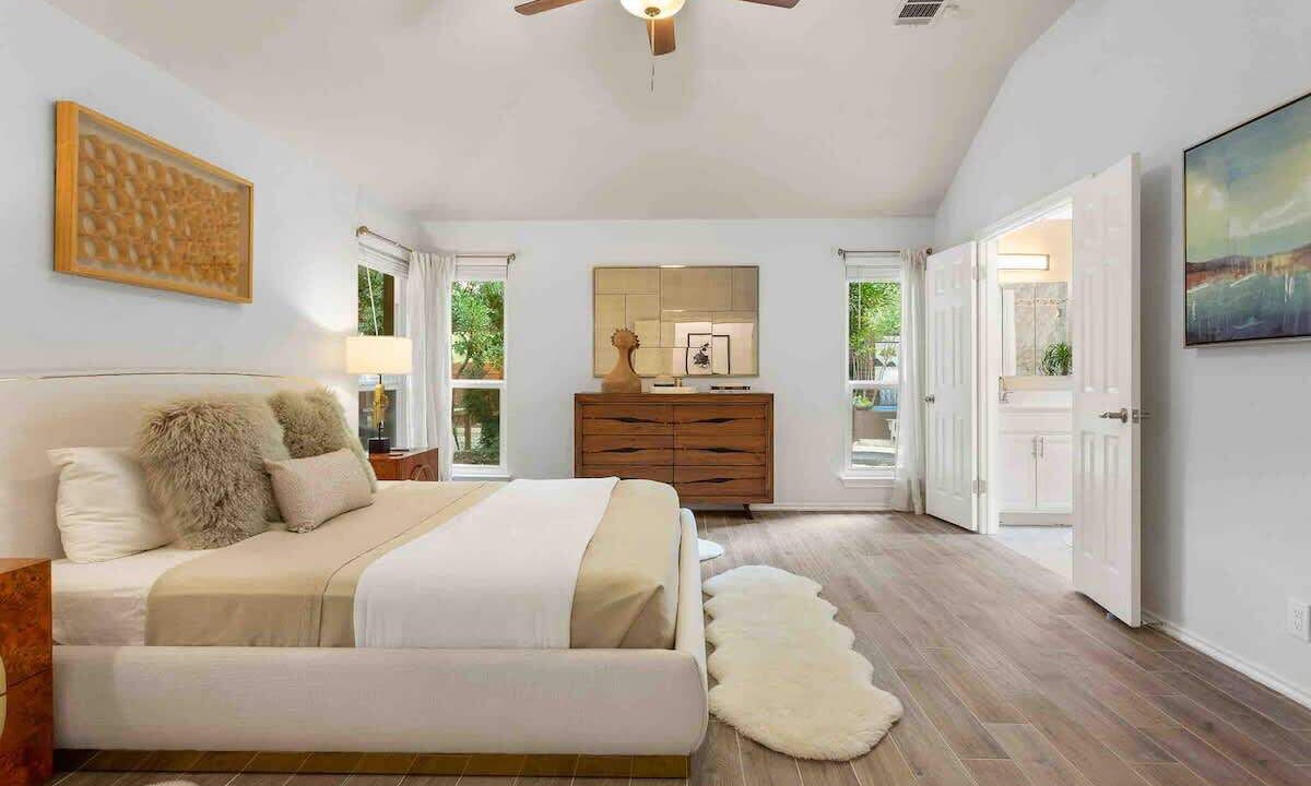 Photo of Bedroom in North Buttercup Creek