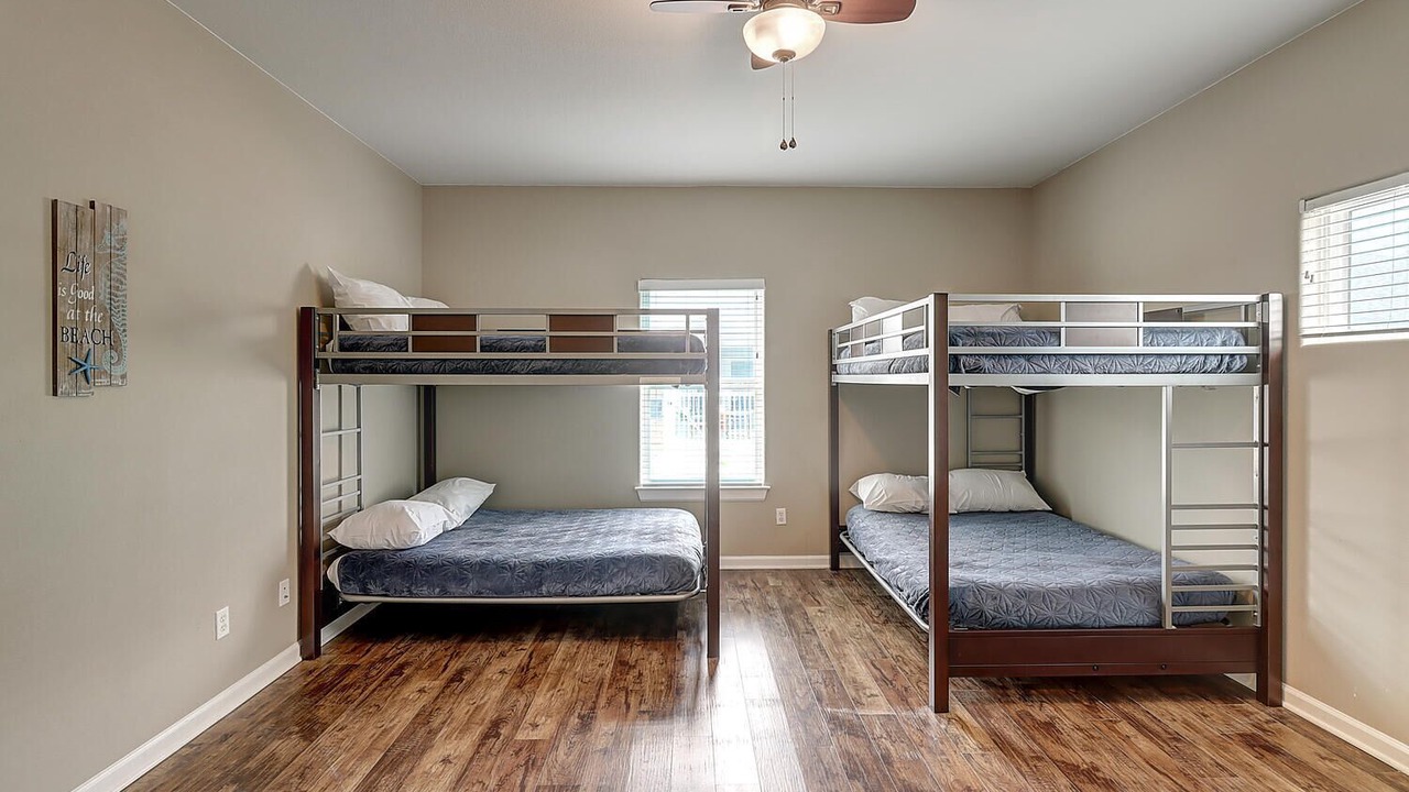 Photo of Bedroom in Safe Harbor