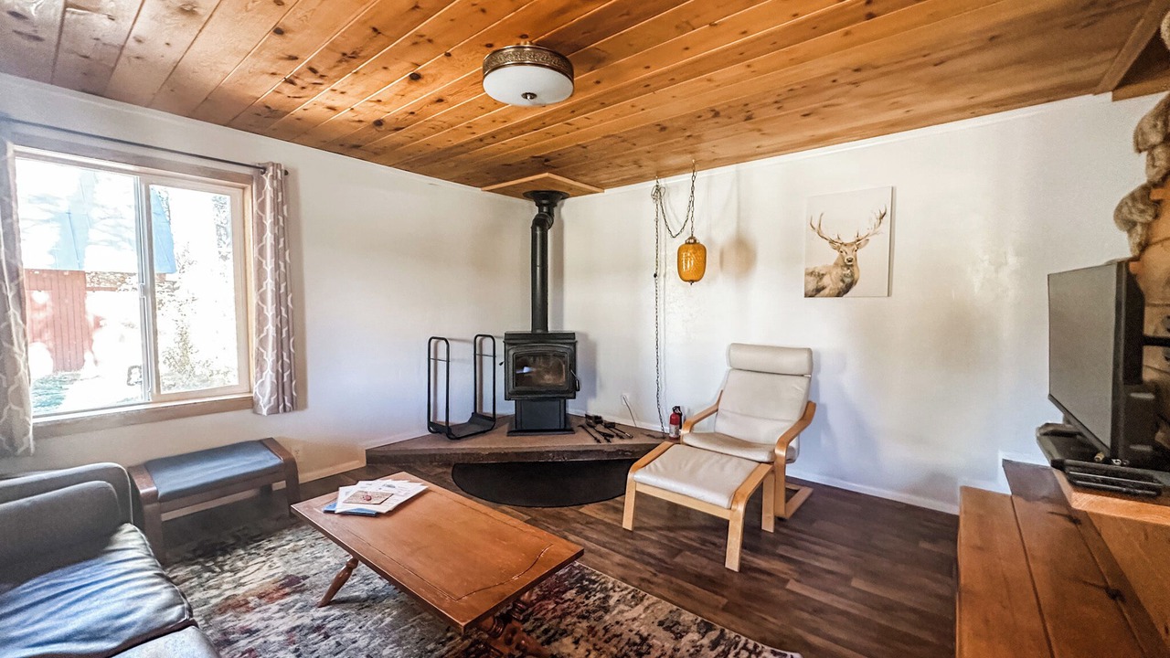 Photo of Livingroom in Bayfield