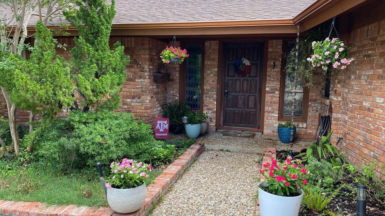 Photo of Outdoor in Briarcrest Estates