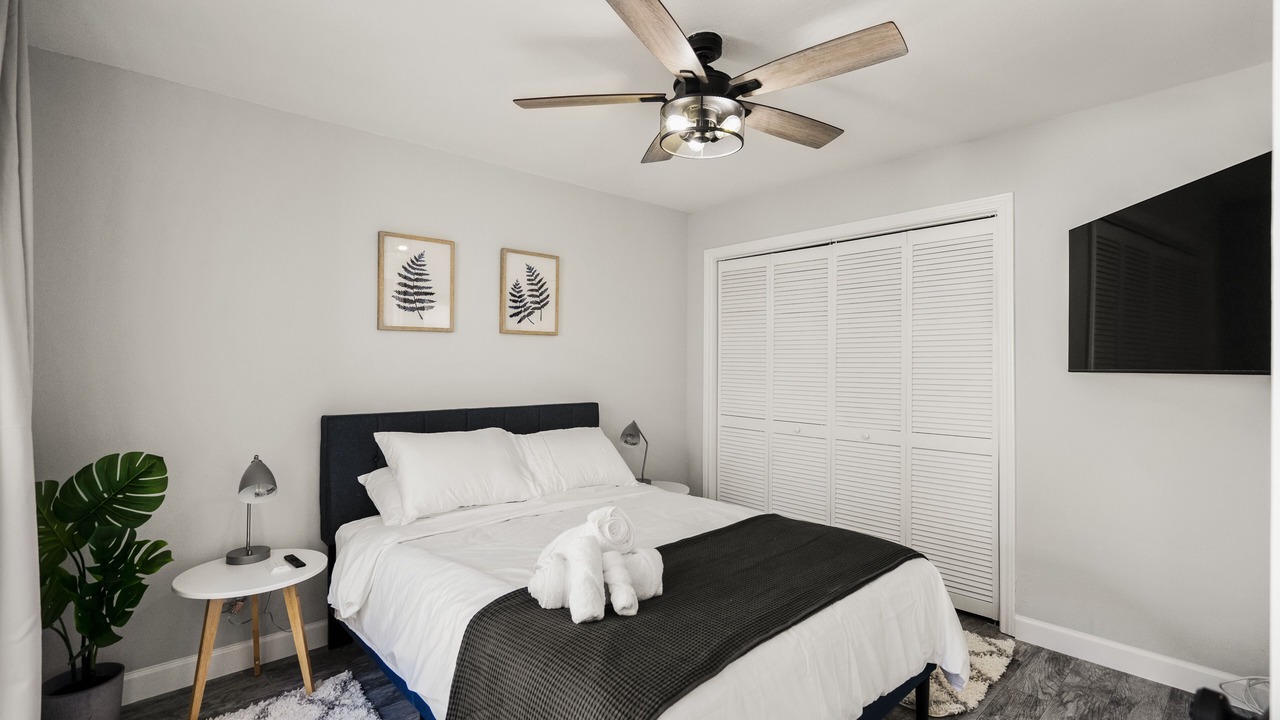 Photo of Bedroom in Far North Dallas