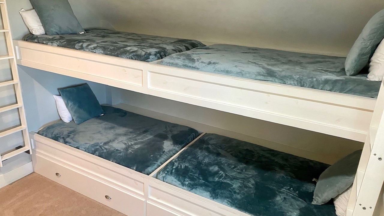 Photo of Bedroom in Oakwood