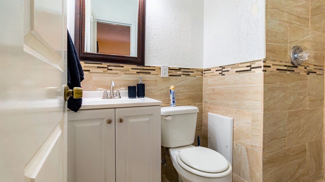 Photo of Bathroom in Lakeside