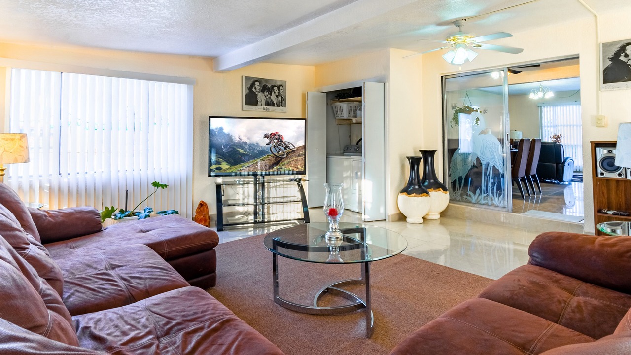 Photo of Livingroom in Lakeside