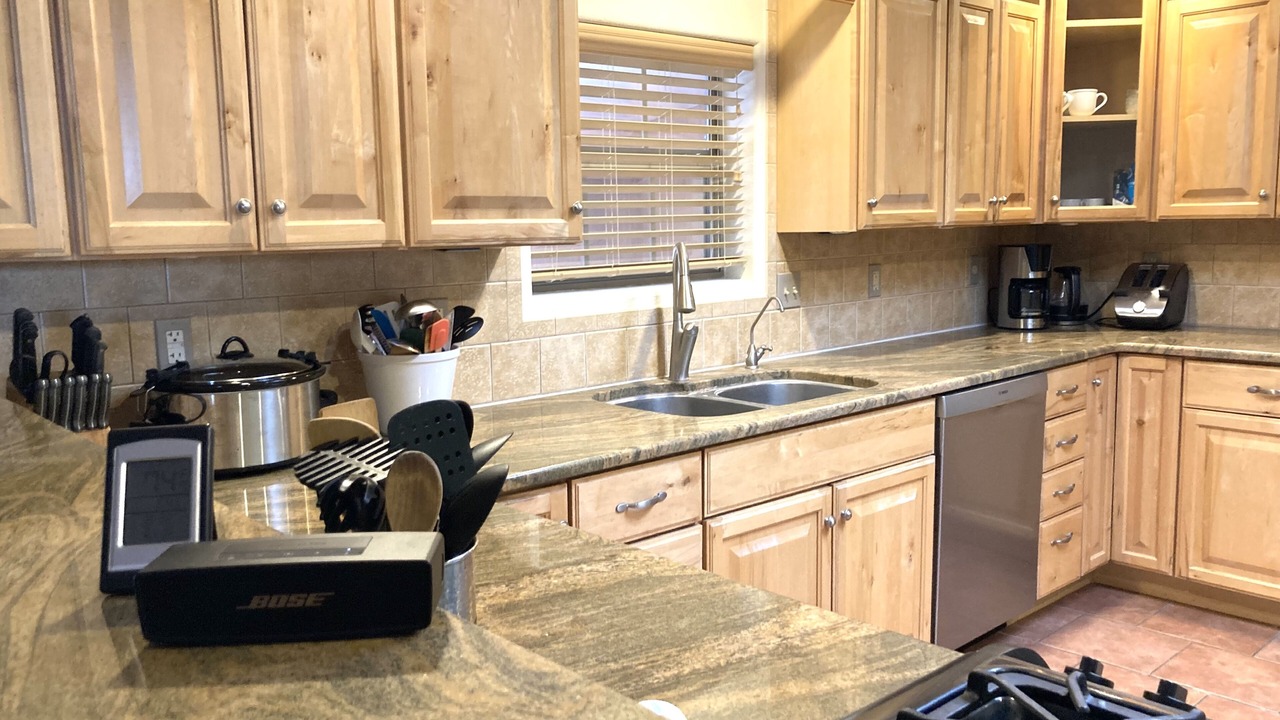Photo of Kitchen in Alamogordo