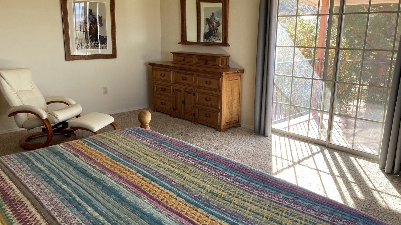 Photo of Bedroom in Alamogordo