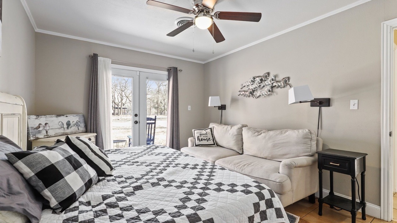 Photo of Bedroom in Weatherford