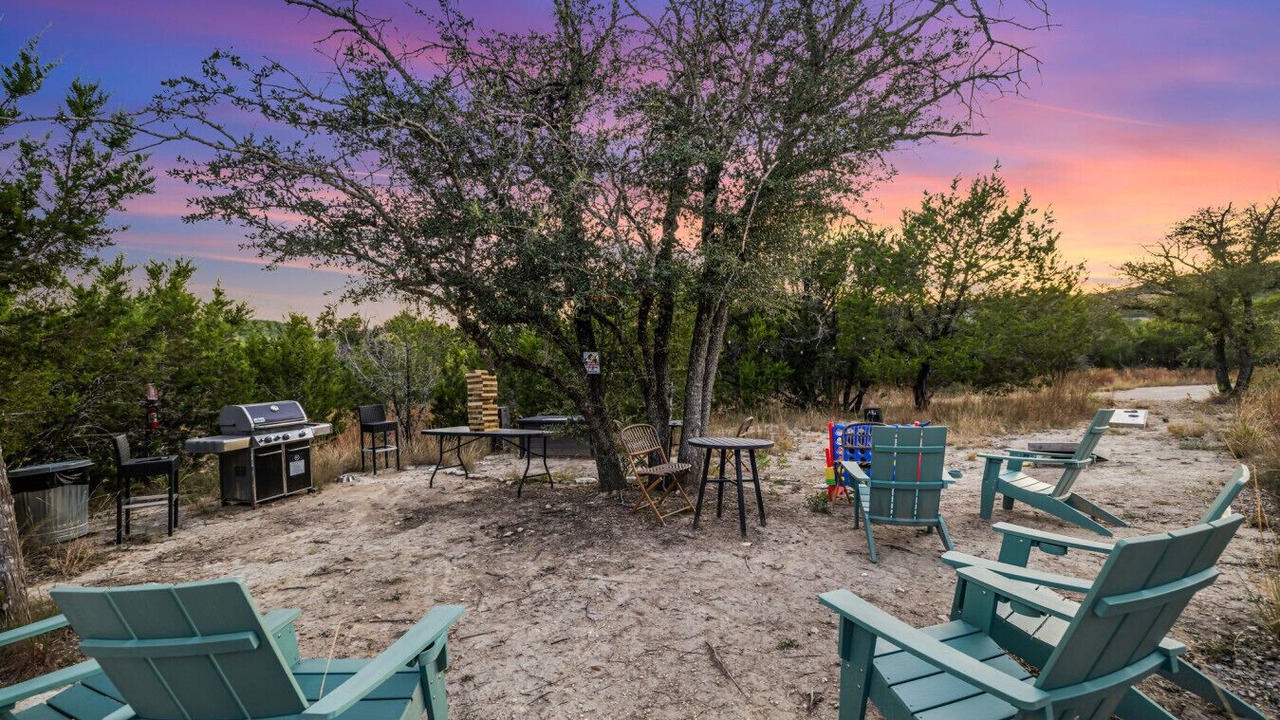 Photo of Outdoor in Oatmeal