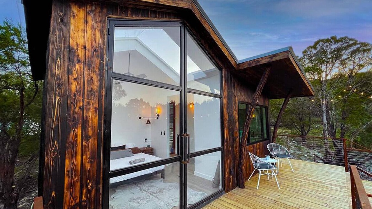 Photo of Patio Balcony in Oatmeal