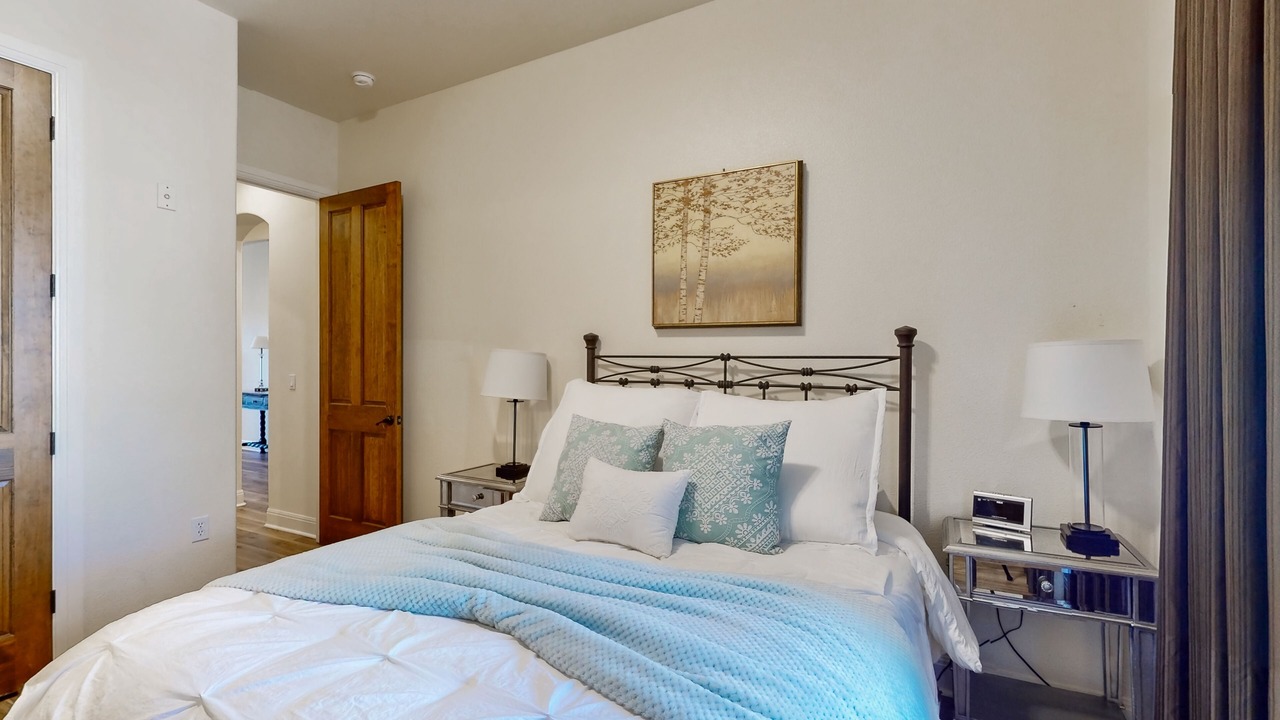Photo of Bedroom in Lakeway