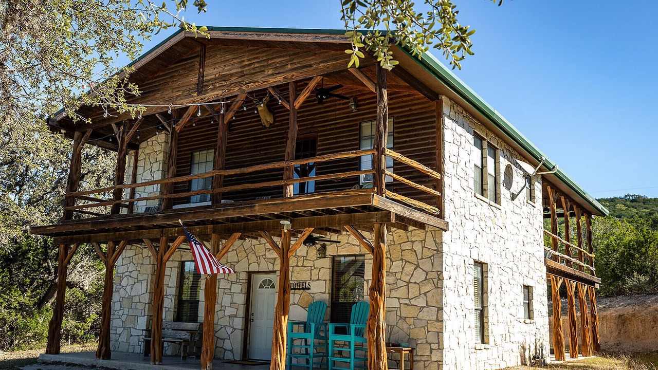 Photo of Outdoor in Leakey