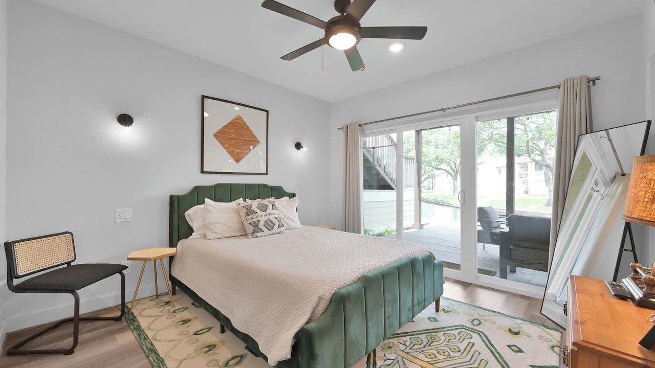 Photo of Bedroom in Walden on Lake Conroe