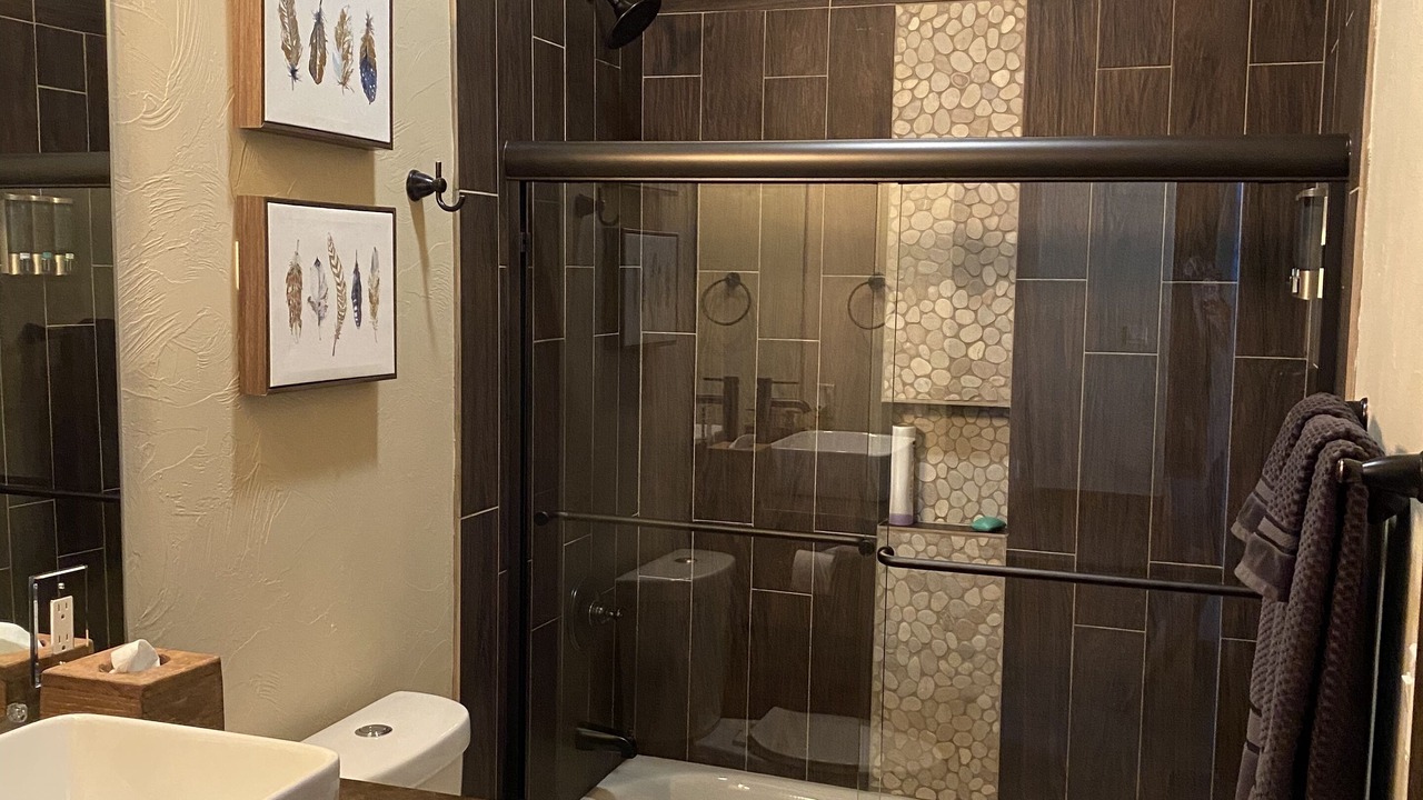 Photo of Bathroom in Ruidoso