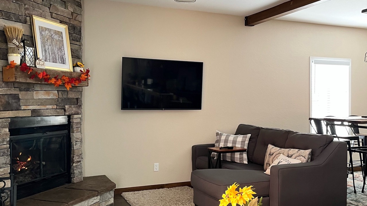 Photo of Livingroom in Purgatory