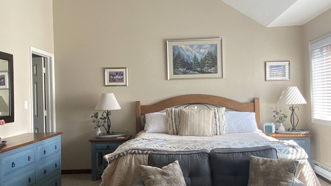 Photo of Bedroom in Purgatory