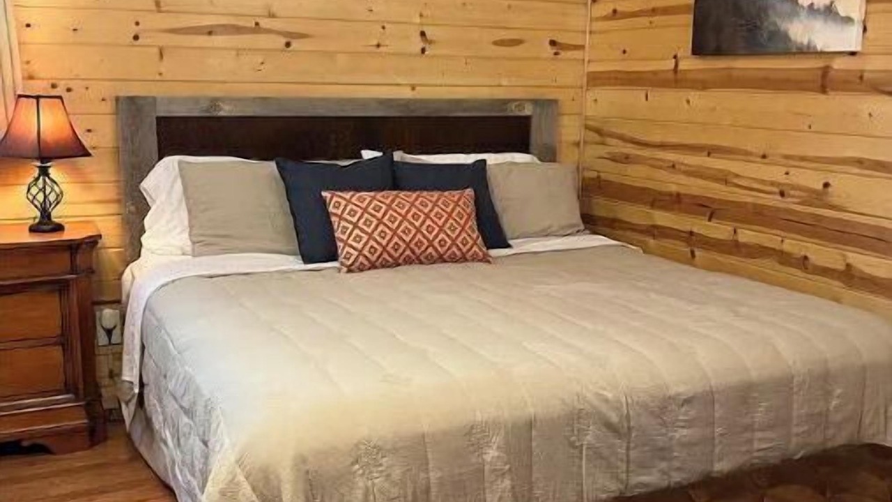 Photo of Bedroom in Alpine