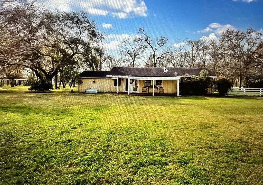 Photo of Outdoor in Simonton
