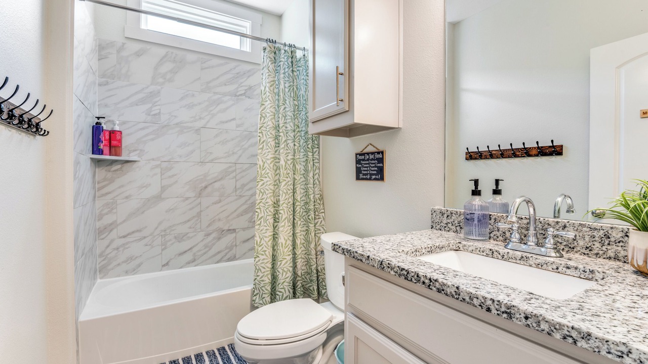 Photo of Bathroom in West Dallas