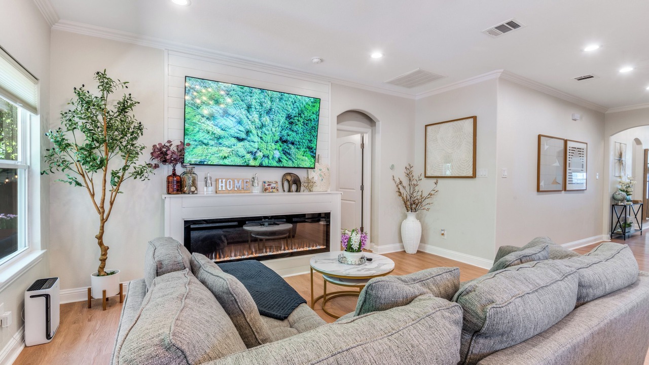 Photo of Livingroom in West Dallas