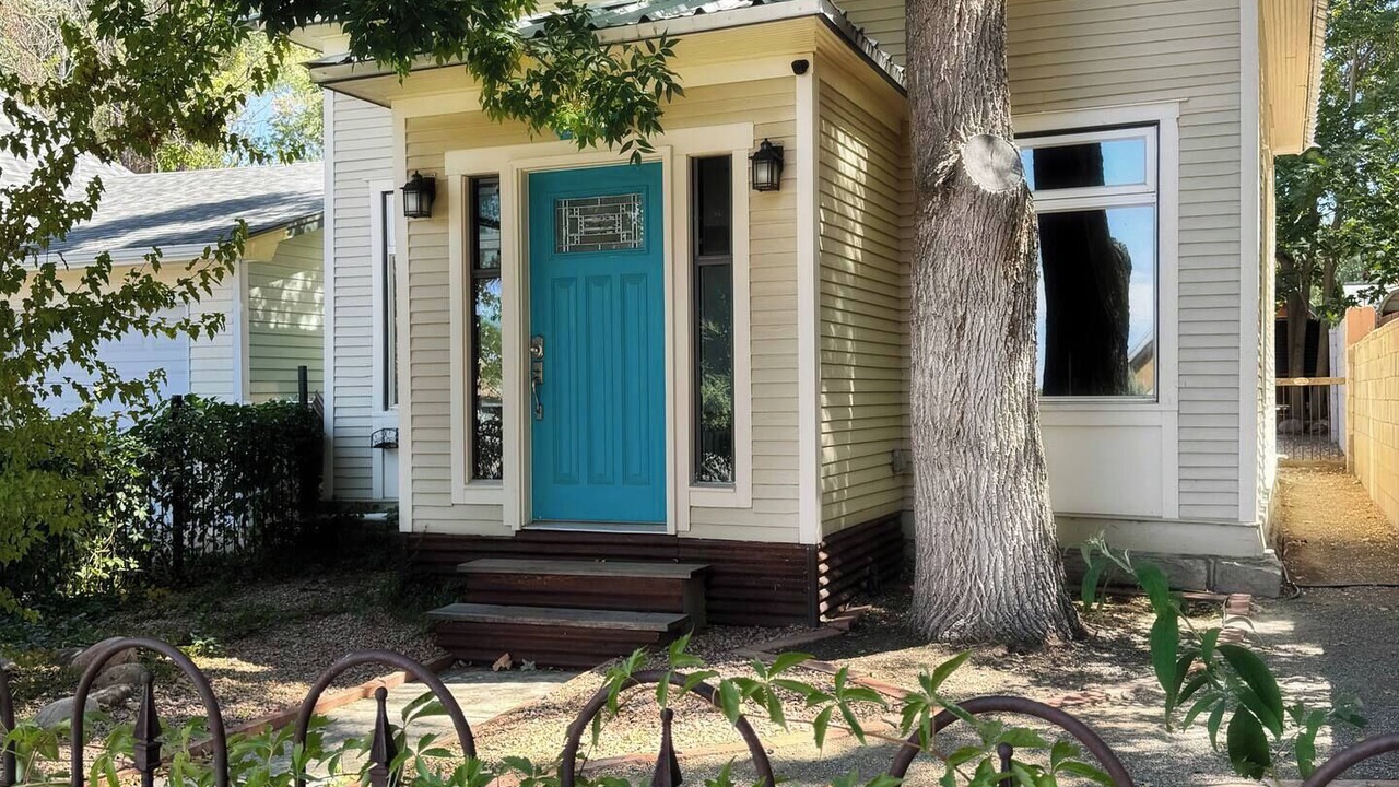 Photo of Outdoor in Aztec