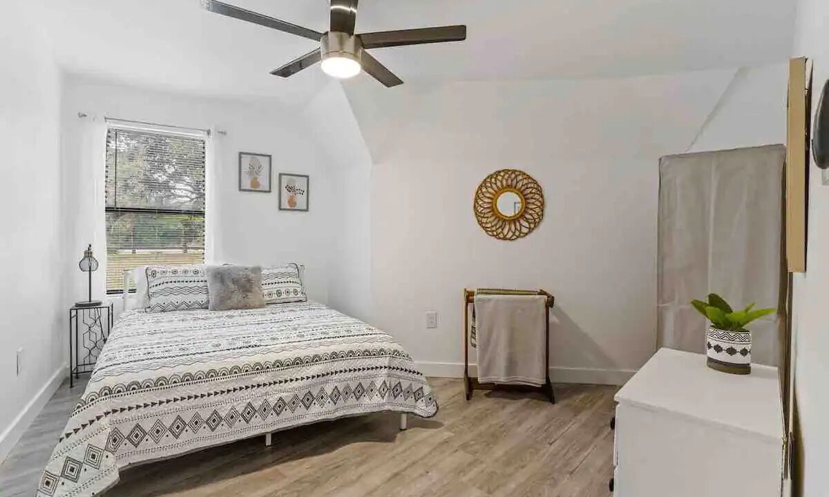 Photo of Bedroom in North Shore Colony