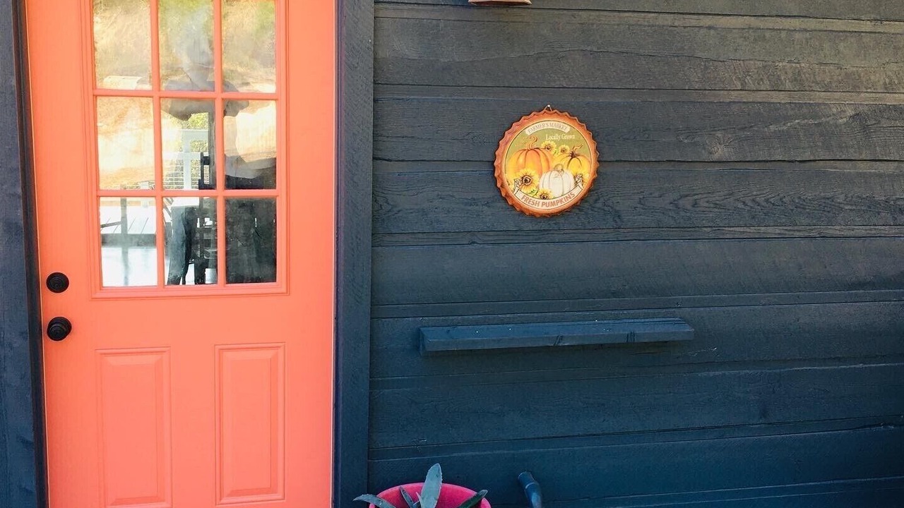 Photo of Outdoor in Oatmeal