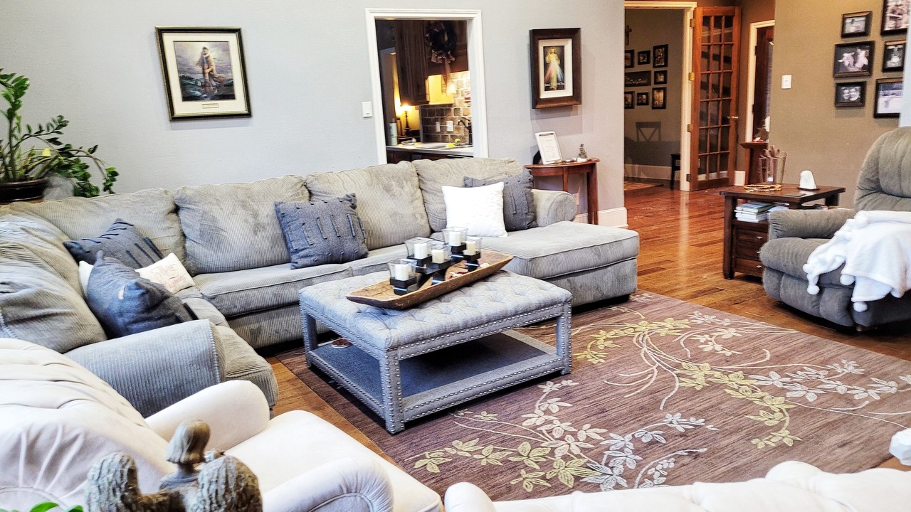 Photo of Livingroom in Navasota