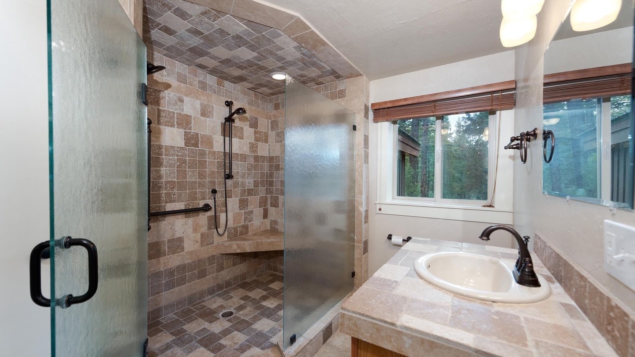 Photo of Bathroom in Purgatory