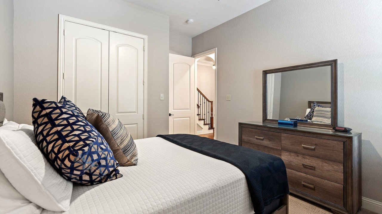 Photo of Bedroom in Legacy Park