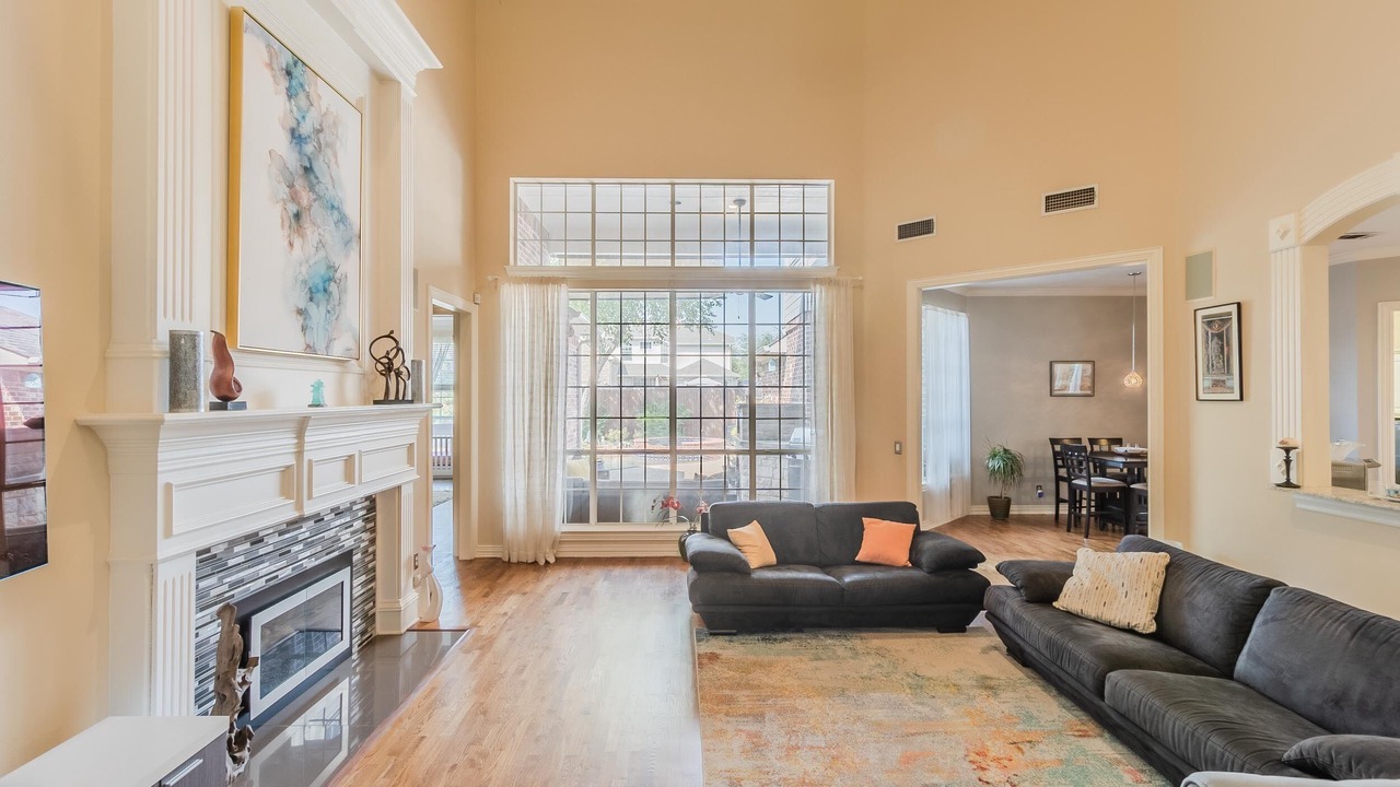 Photo of Livingroom in Coppell