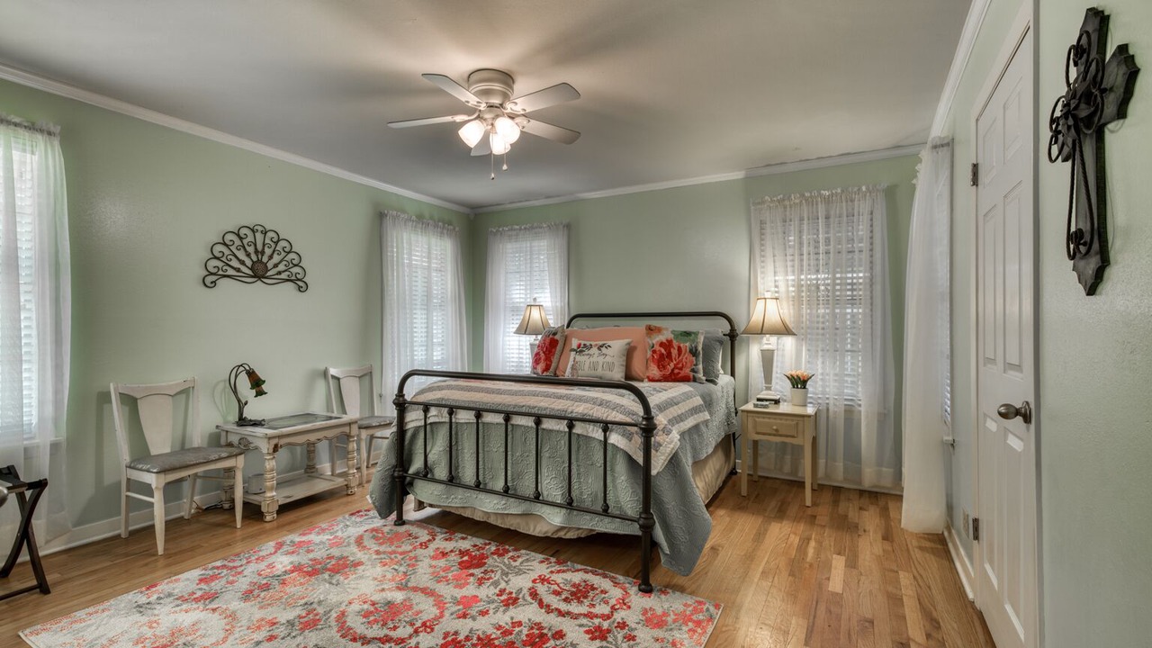 Photo of Bedroom in Bryan