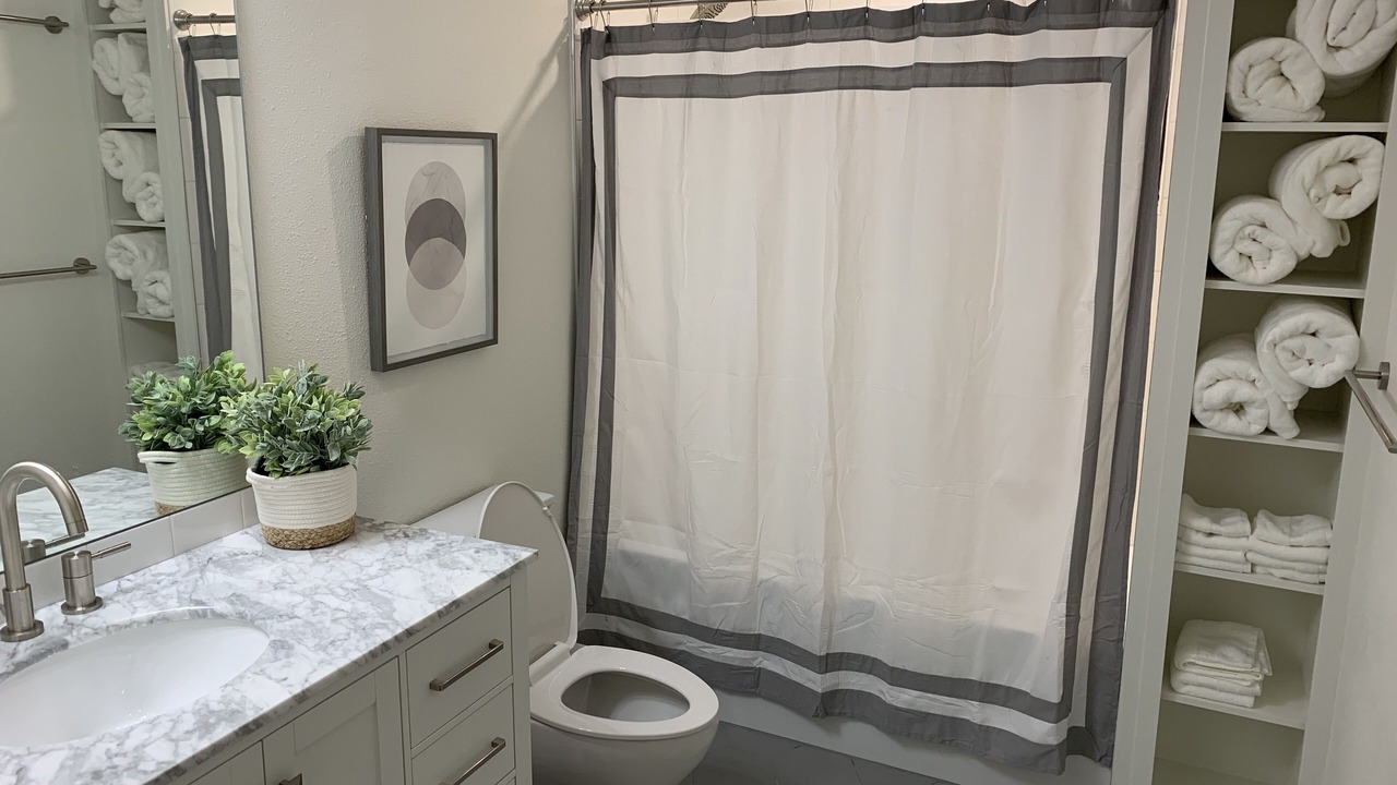 Photo of Bathroom in Highland Lake Estates
