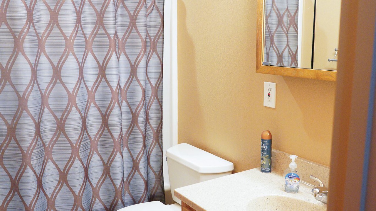 Photo of Bathroom in Alamogordo