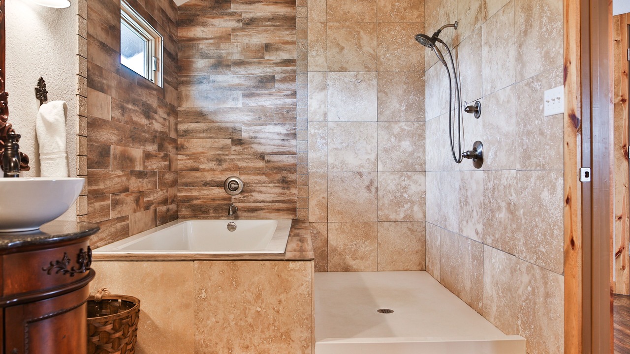 Photo of Bathroom in Gordon