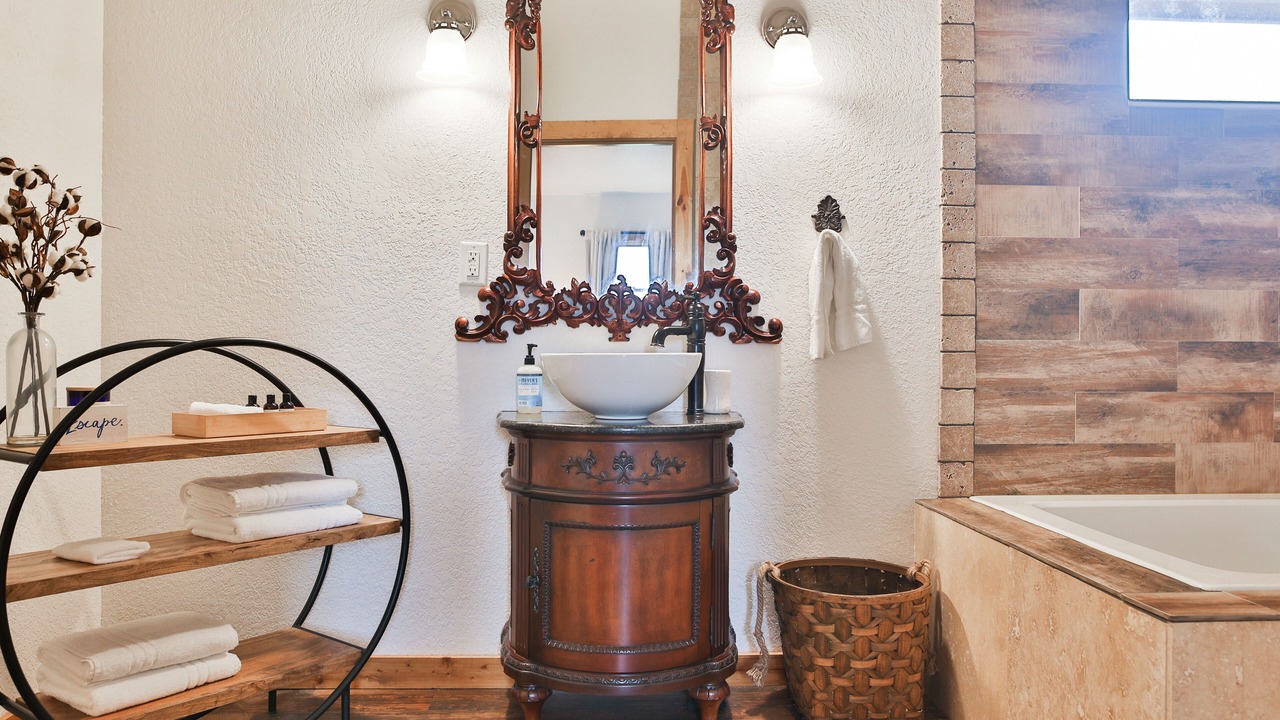 Photo of Bathroom in Gordon
