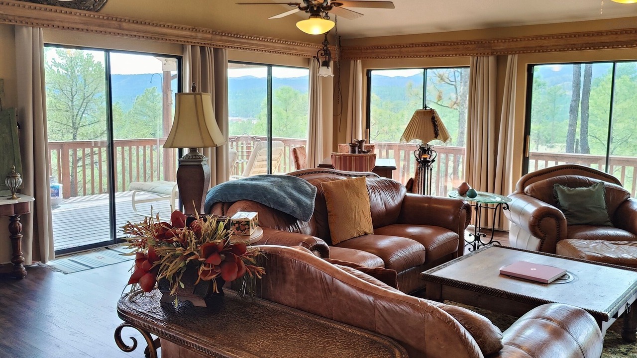 Photo of Bedroom in Ruidoso