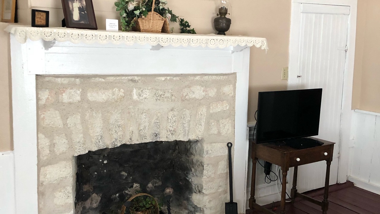 Photo of Livingroom in Dripping Springs