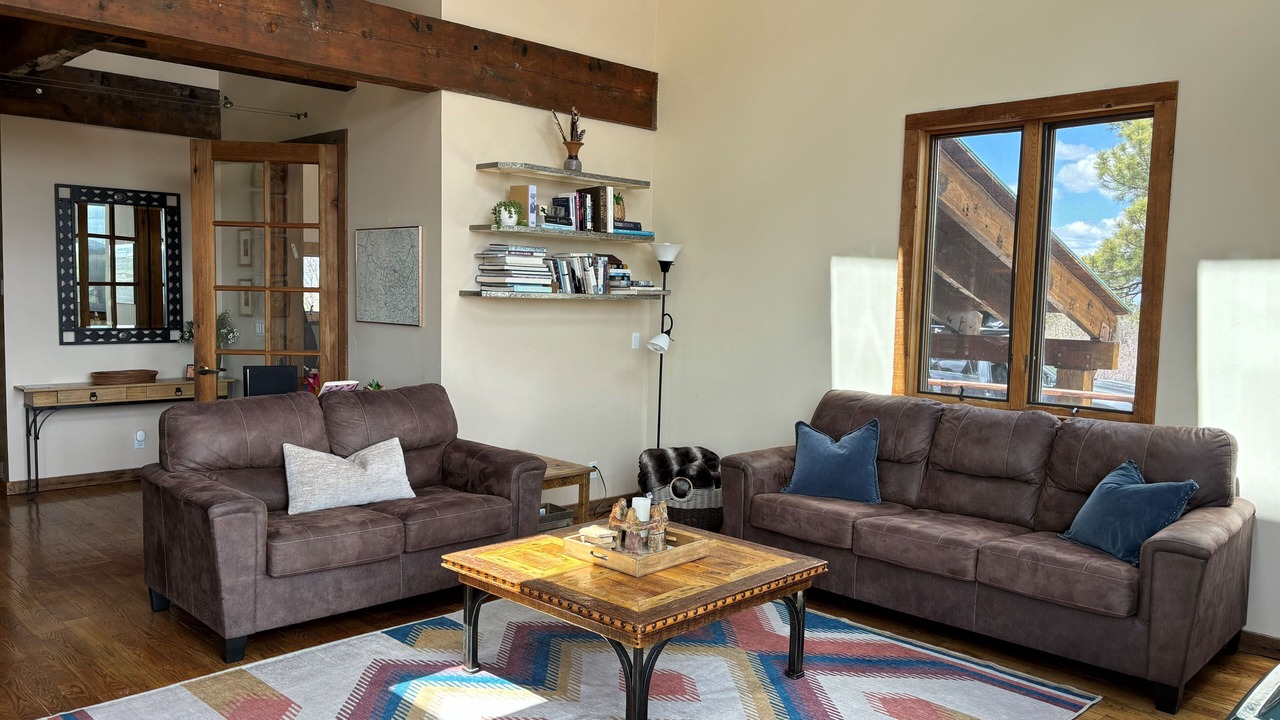 Photo of Livingroom in Placerville