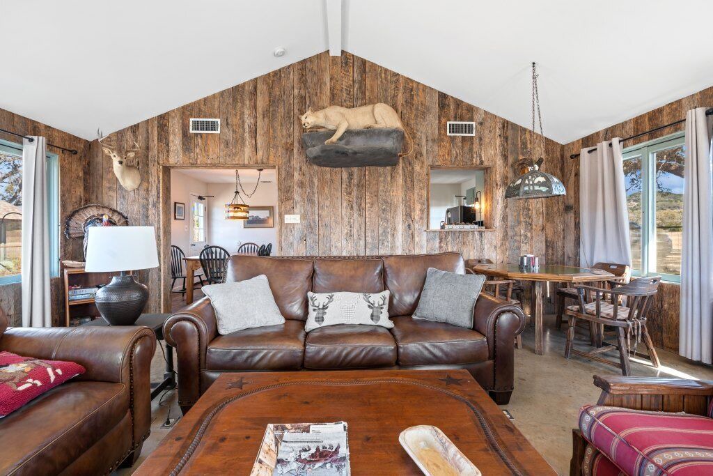 Photo of Livingroom in Tarpley