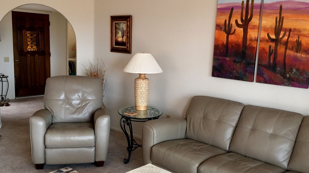 Photo of Livingroom in Desert Hills IV