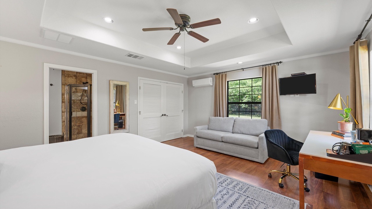 Photo of Bedroom in Crawford