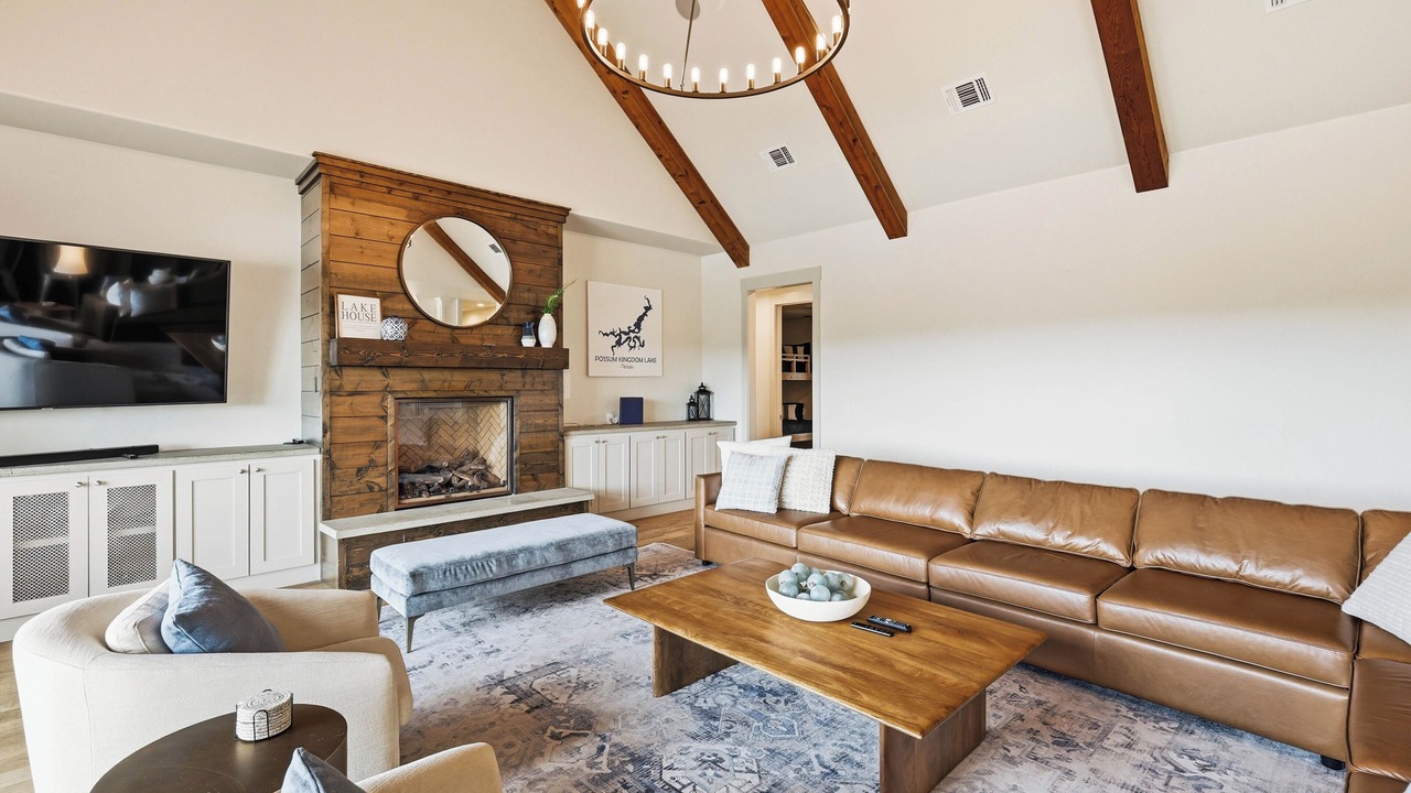 Photo of Livingroom in Palo Pinto County